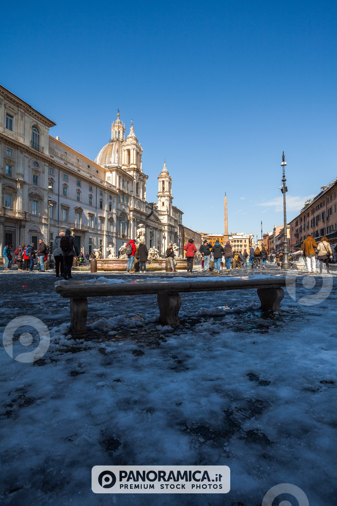 A lovely day of snow in Rome, Italy, 26th February 2018: a beautiful view of Navona Square under the snow