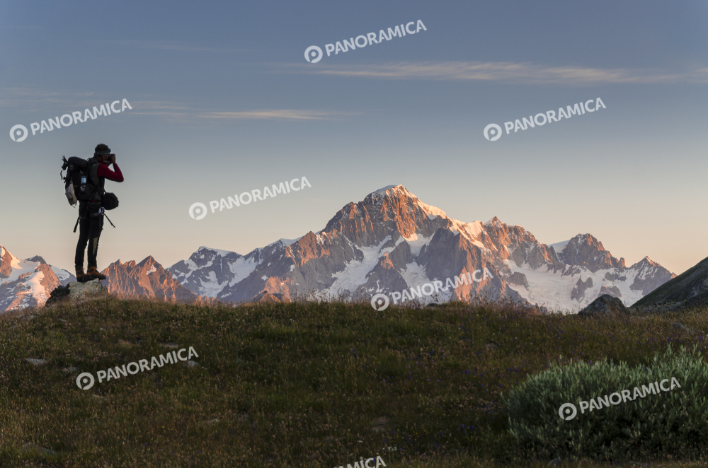 Alba con vista sul Monte Bianco, Valle della Thuile, Valle d'Aosta
