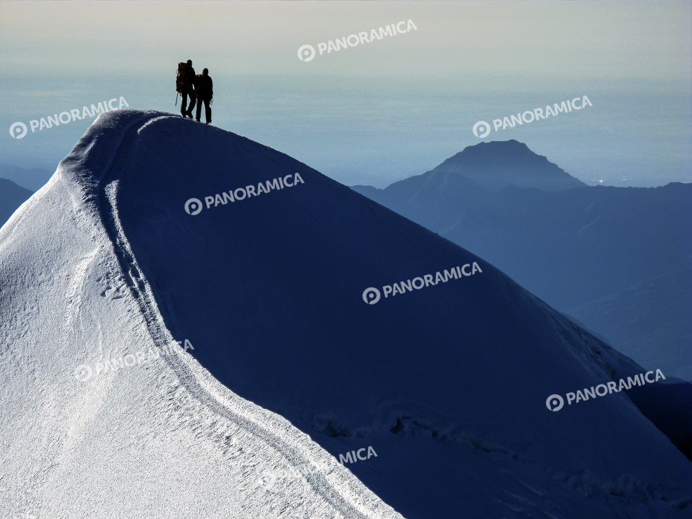 Alpinisti sulla cresta del Castore, Monte Rosa - bianco e nero