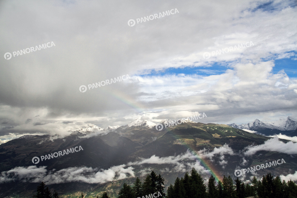 Arcobaleno sopra la valle centrale