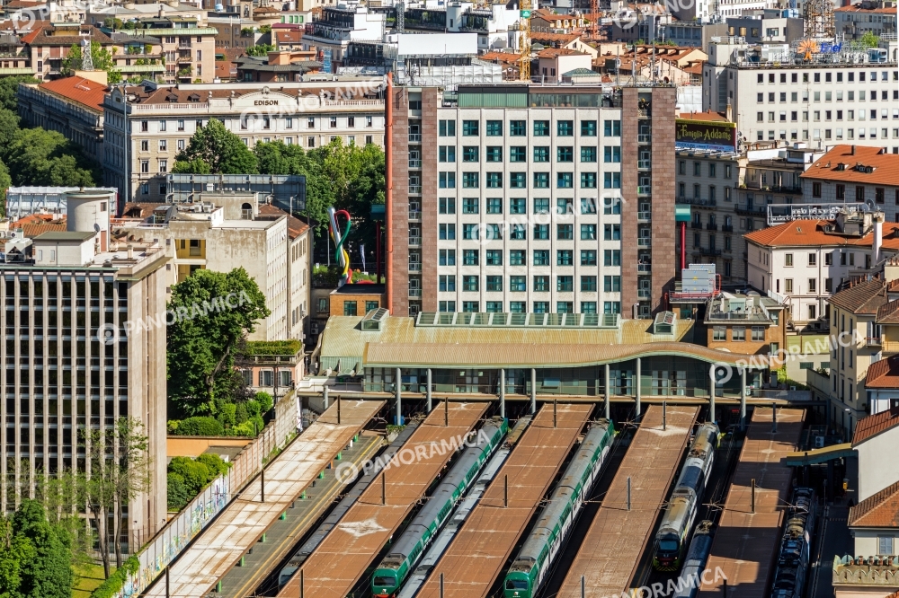 Binari della Stazione di Cadorna