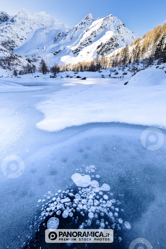 Bolle ghiacciate nel Lago d'Arpy