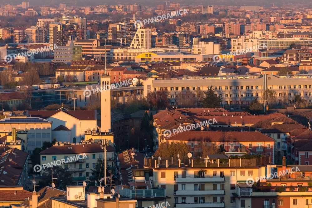 Campanile della Chiesa Gesù Maria e Giuseppe