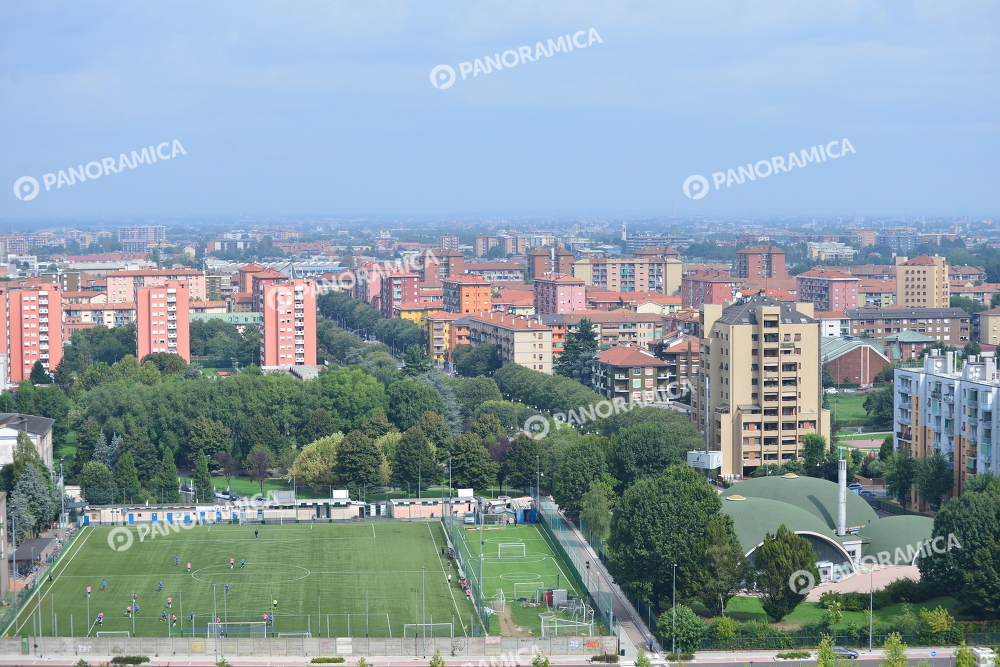 Campo Sportivo Zoppini e tetti di Quarto Oggiaro