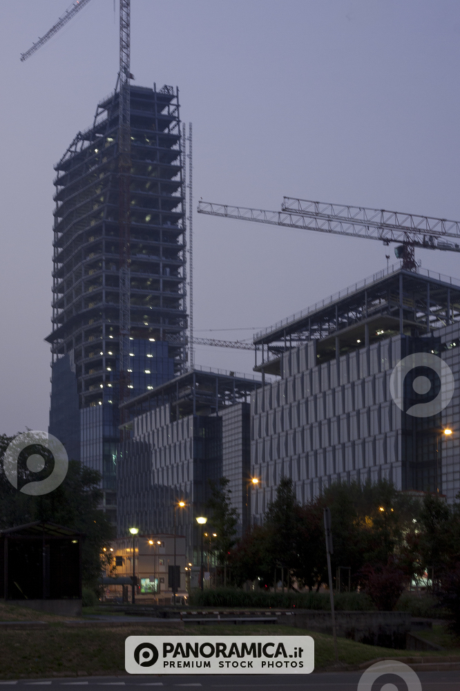 Cantiere della Torre KPF da Via Melchiorre Gioia