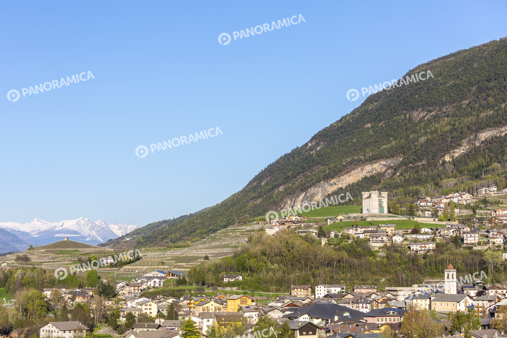 Castello e paese di Aymavilles