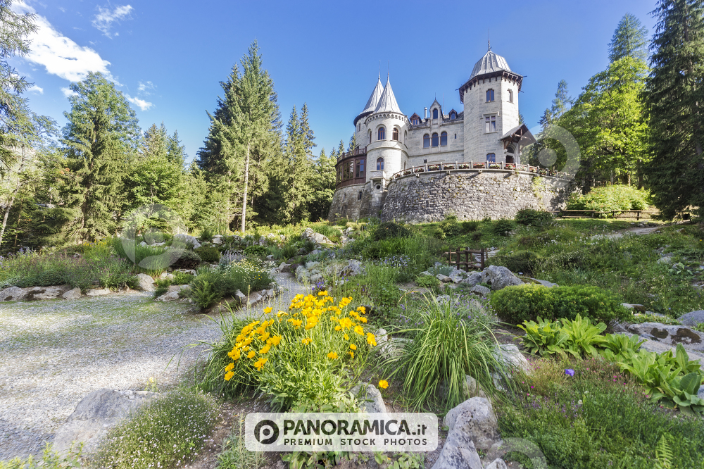 Castello Savoia a Gressoney Saint Jean