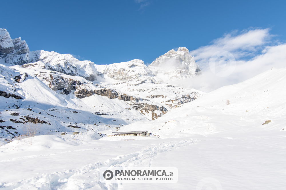 Cervinia imbiancata