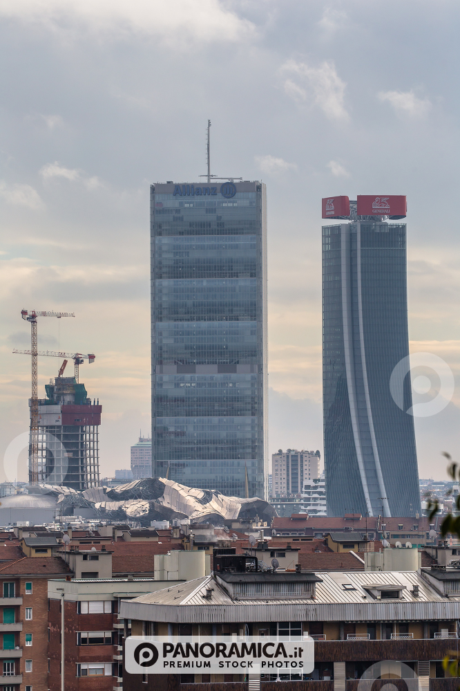 City Life, piccole torri crescono