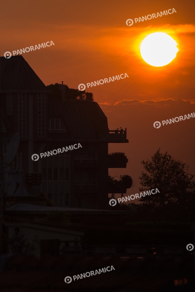 Condominio di Via Ippodromo al tramonto