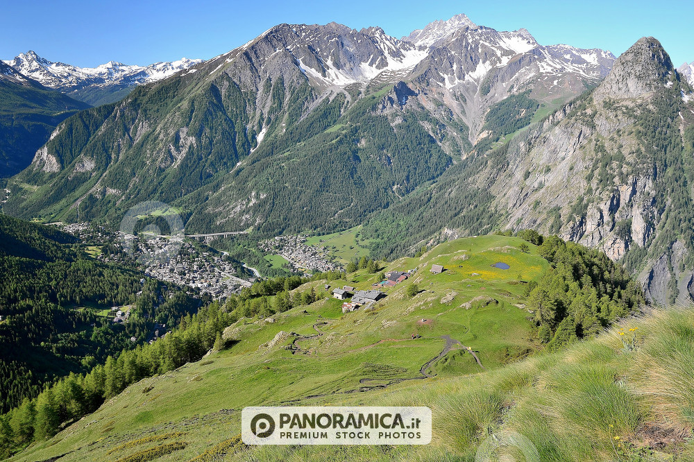 Courmayeur , rifugio Bertone 