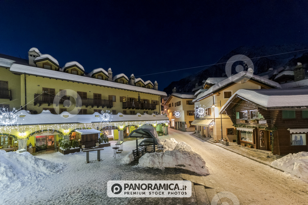 Courmayeur negozi inverno