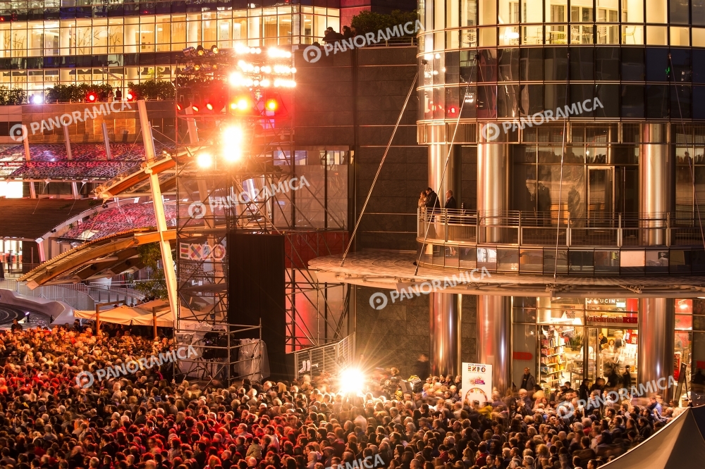 Folla al concerto di Bocelli 