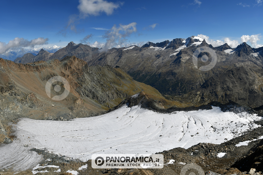 Ghiaccio Aouillie  e Gran Paradiso dal Taou Blanc