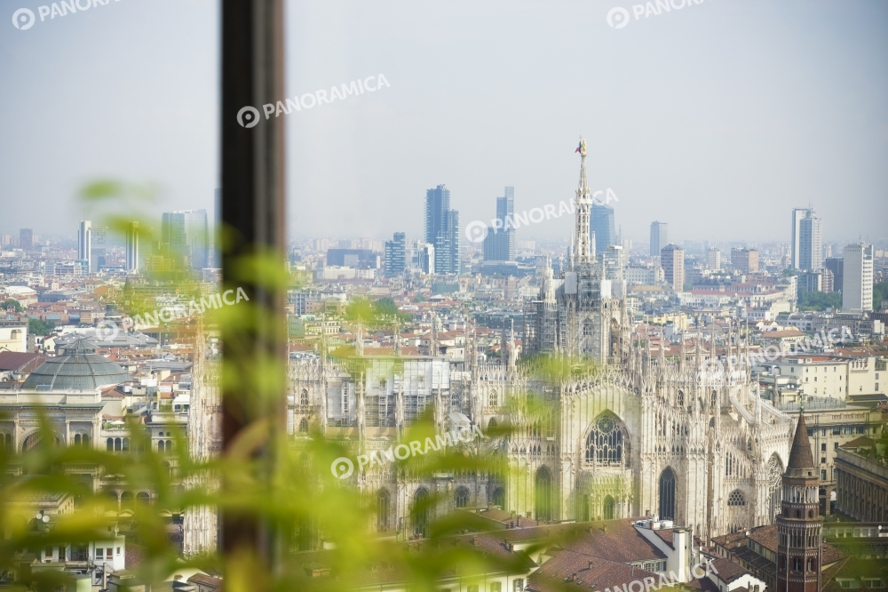 Il Duomo e i grattacieli di Porta Nuova