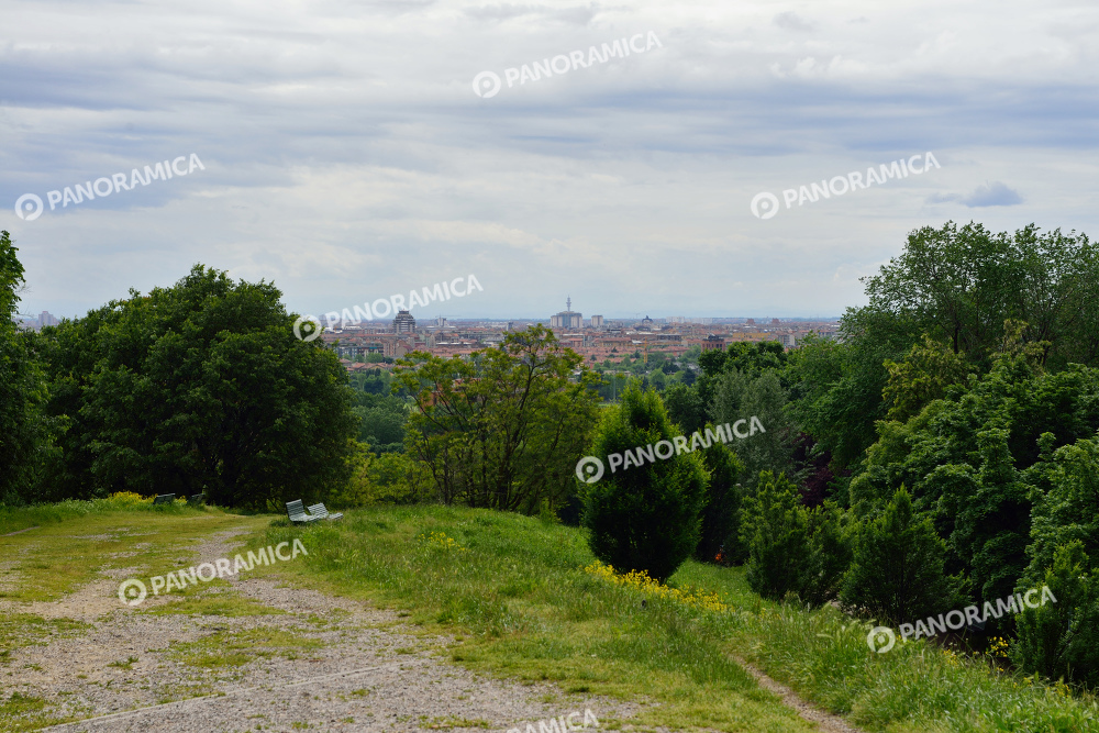 In cima alla Montagnetta di San Siro