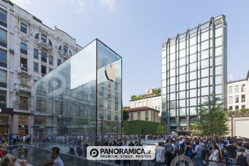 Inaugurazione Apple Store Milano