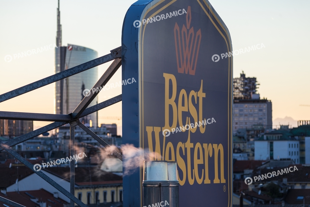 Insegna Best Western Hotel