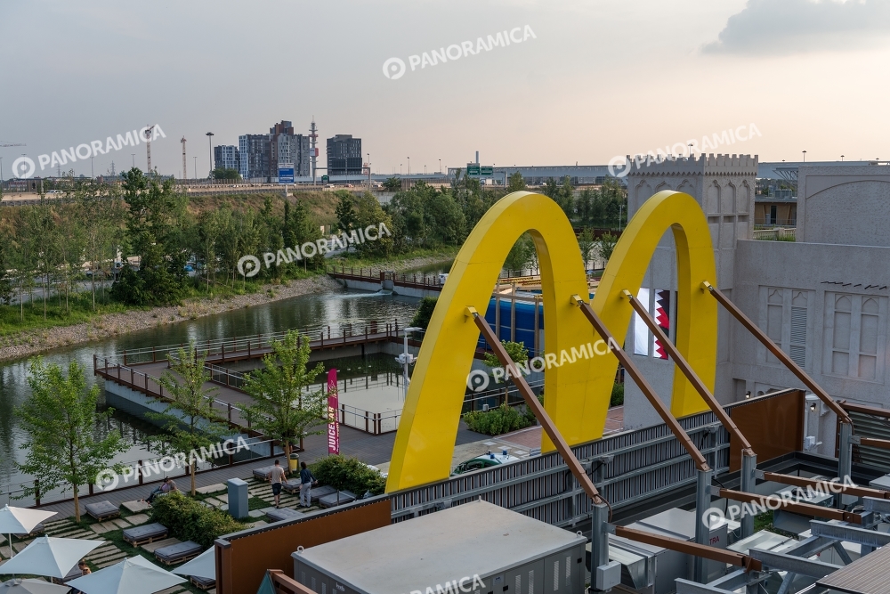 La gigante M di McDonalds