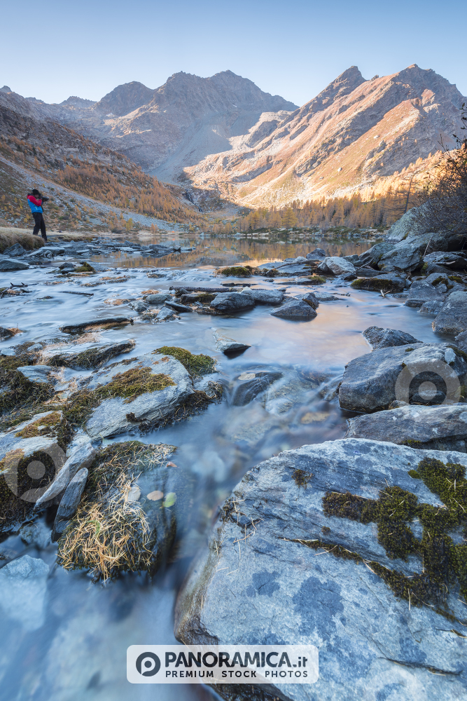 Lago d'Arpy e torrente d'Arpy, Valdigne, Valle d'Aosta.