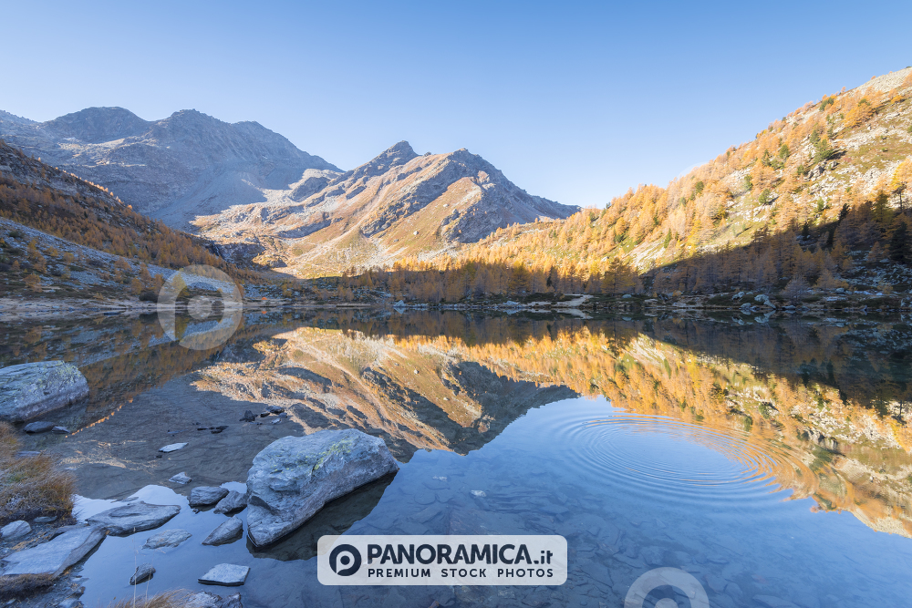 Lago d'Arpy in autunno, Valdigne, Valle d'Aosta