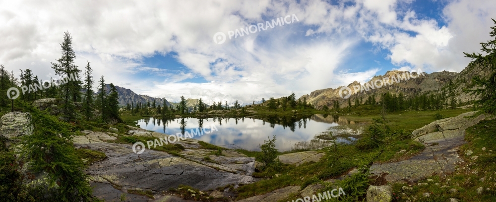 Lago Vallette nel Parco del Mont Avic 