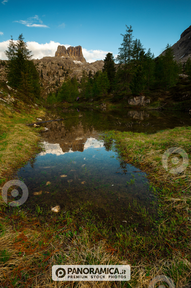 Mount Averau reflected in the alpine Lake Limedes, Falzarego Pass, Dolomites, Veneto, Italy
