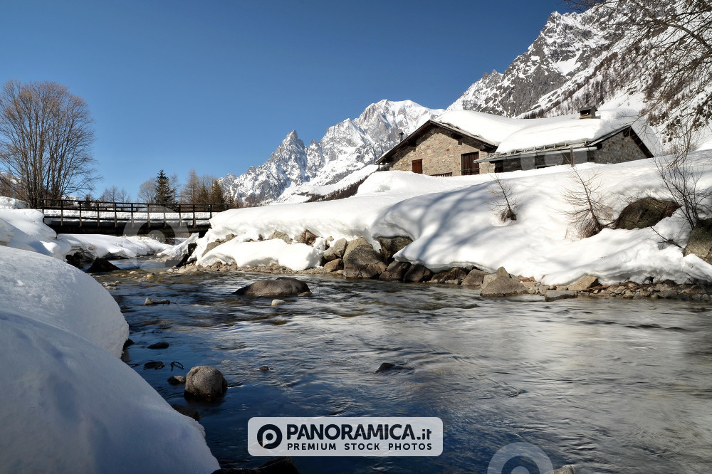 Neve in Val Ferret 
