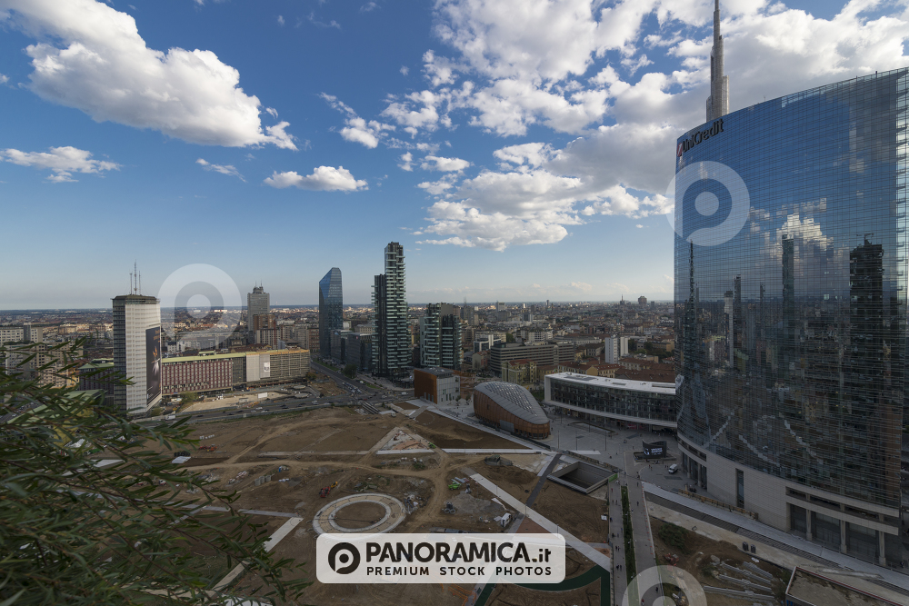 Nuvole su Porta Nuova