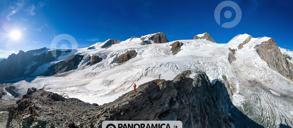 Panoramica sui 4000m e ghiacciai del Monte Rosa, Valle d'Ayas