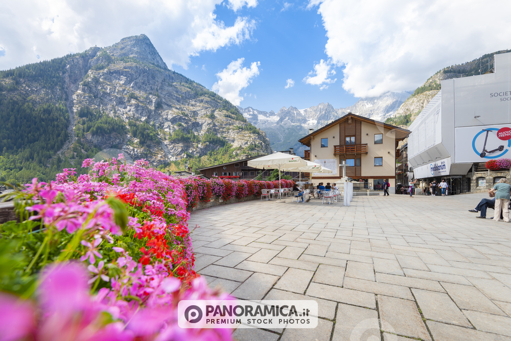 Piazza Abbé Henry, Courmayeur, Valle d'Aosta