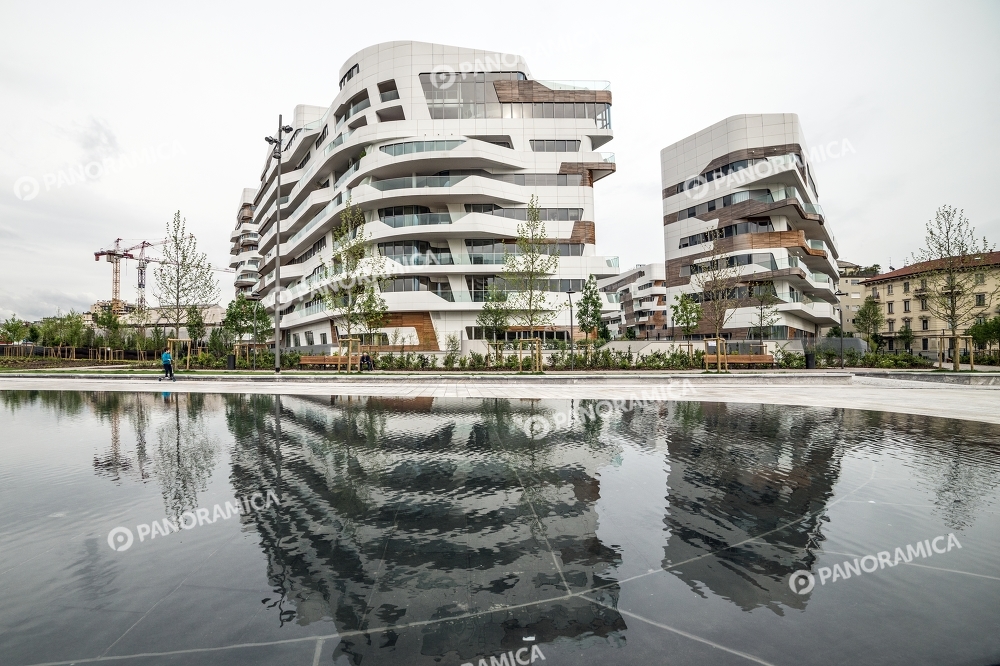 Piazza Elsa Morante e Residenze Hadid