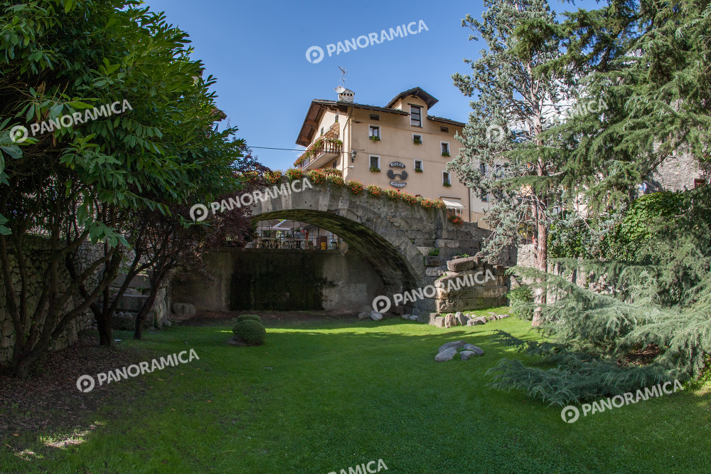 Ponte romano ad Aosta