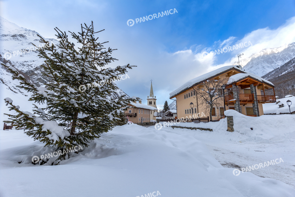 Rhêmes-Notre-Dame innevata