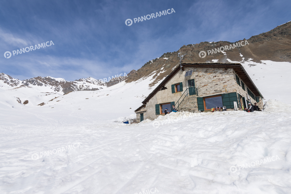 Rifugio Vittorio Sella, Valnontey