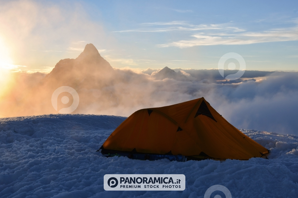 Tenda al tramonto con Cervino (Matterhorn)