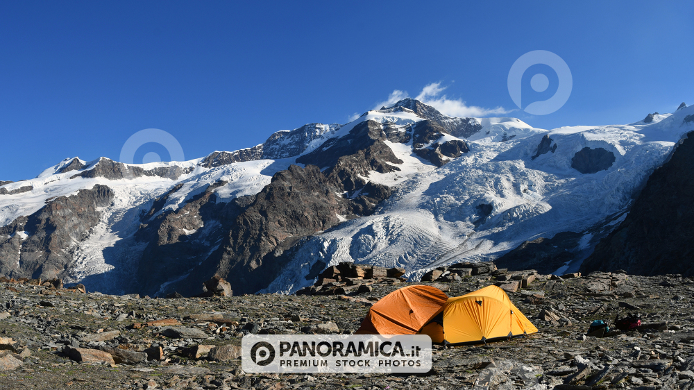 Tende su Alta Luce (Hochlicht), Ghiacciao del Lys, Monte Rosa