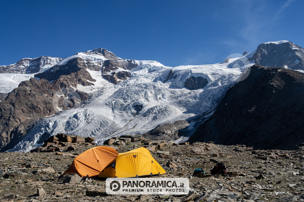 Tende su Alta Luce (Hochlicht), Ghiacciao del Lys, Monte Rosa