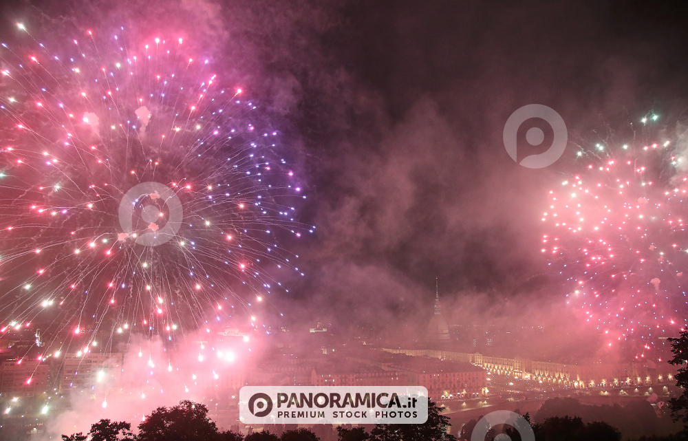 Torino - Fuochi d'Artificio per San Giovanni 2017