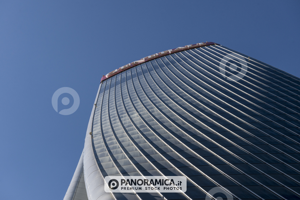 Torre Generali Milano, la nuova insegna