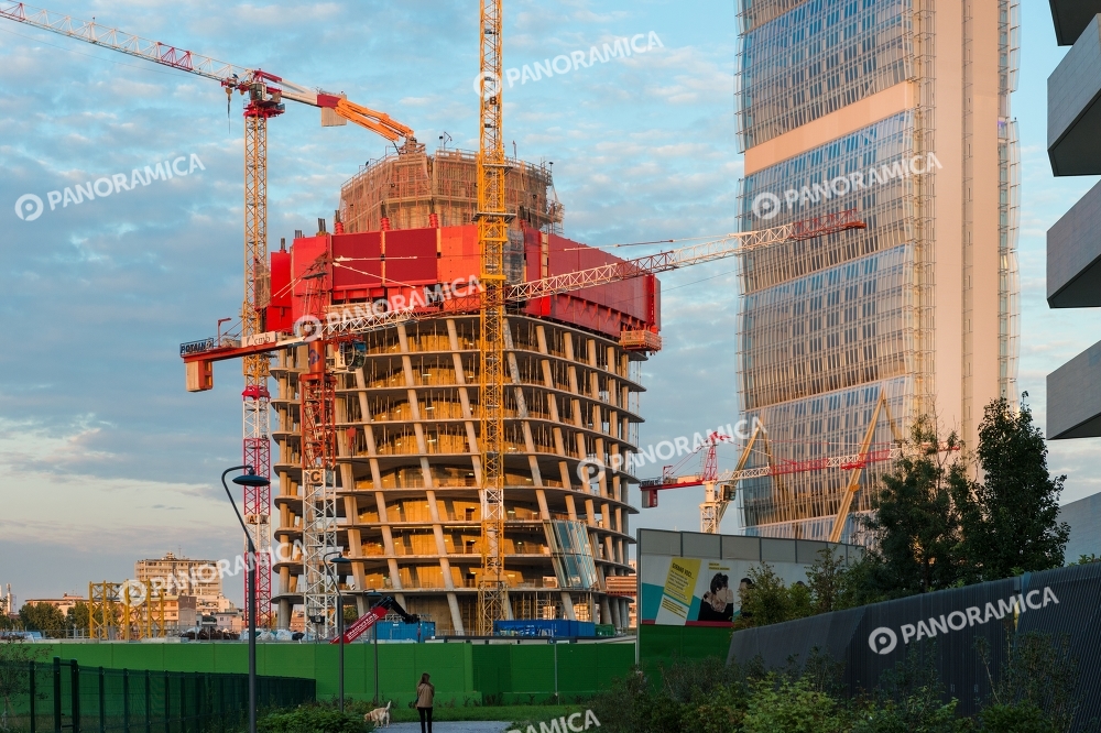 Torre Hadid al 10° piano