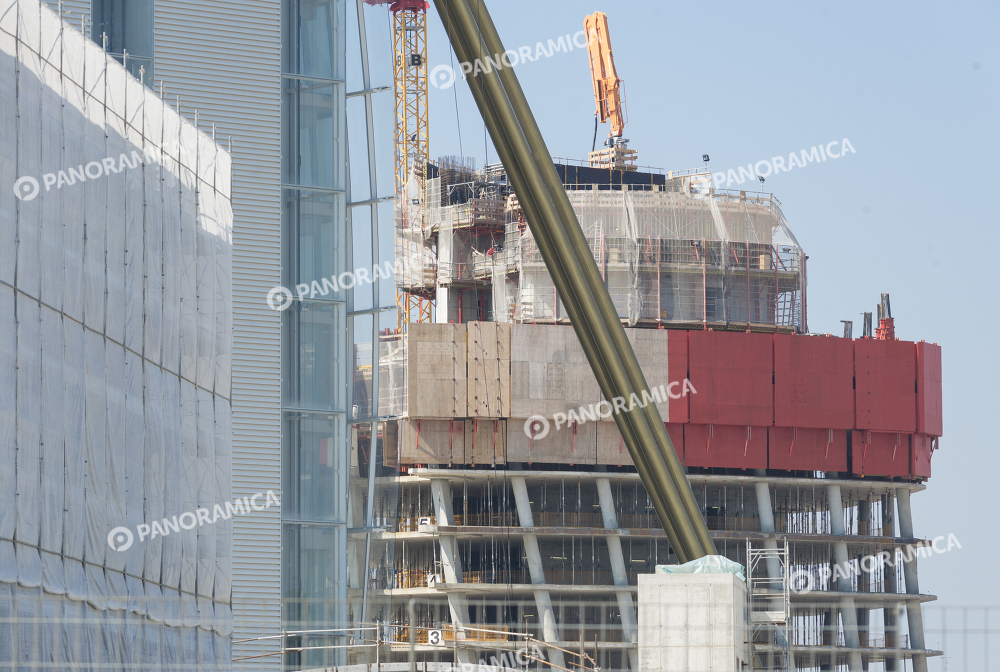 Torre Isozaki e Torre Hadid in cantiere