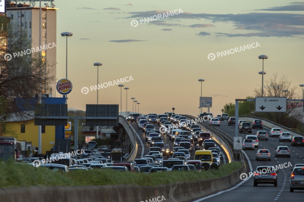 Traffico in uscita da Milano