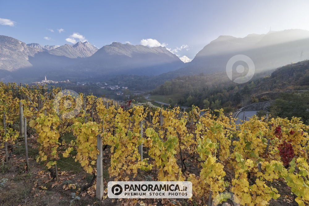 Tramonto su Introd dalle vigne del Col d'Introd