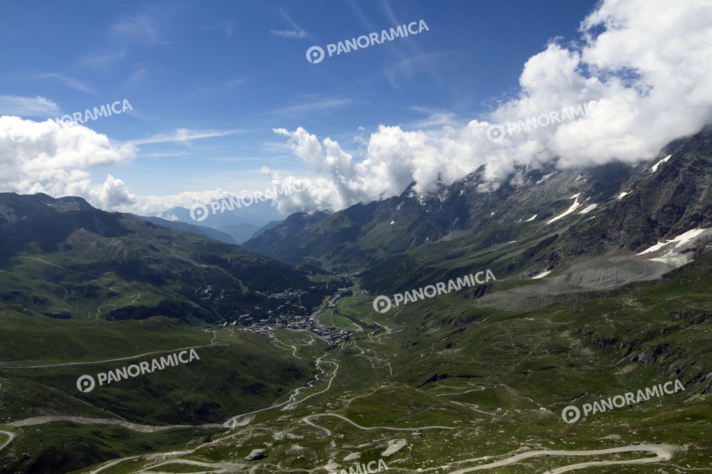 Veduta su Cervinia