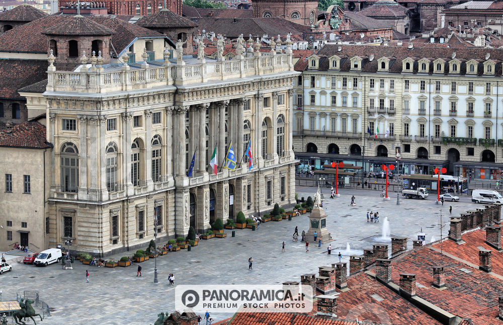 Veduta su Piazza Castello di Torino