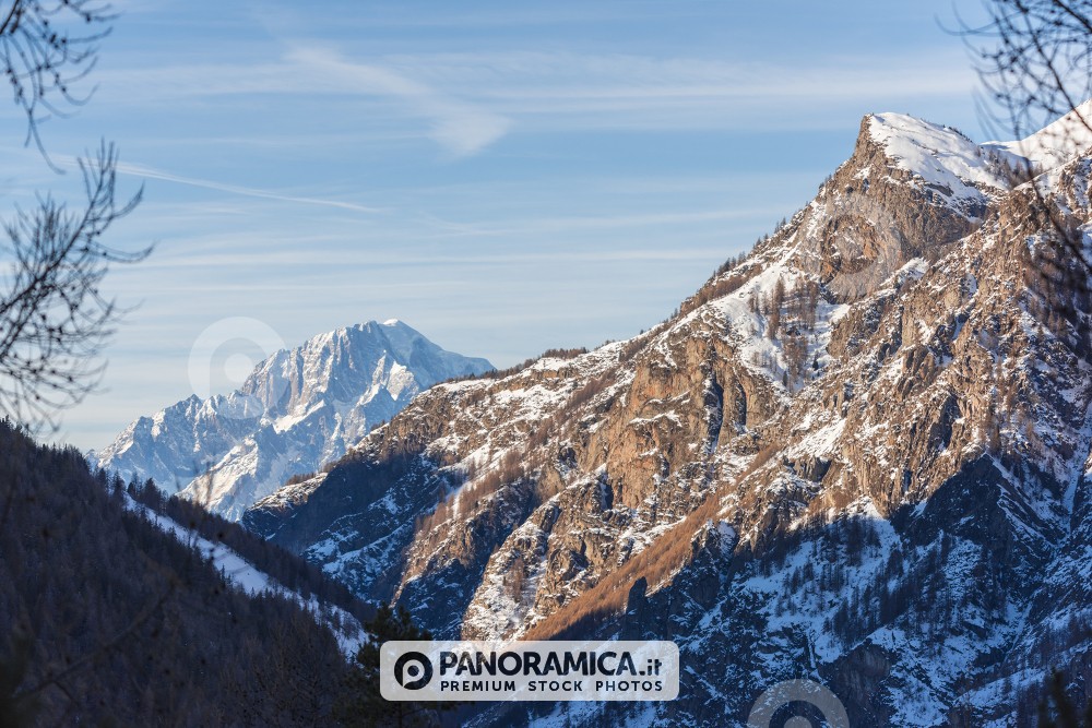 Vista del Monte Bianco, dalla Valle di Cogne, Valle d'Aosta