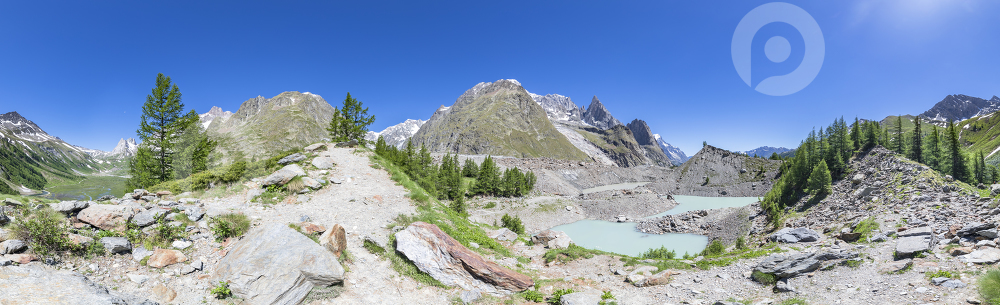 Vista panoramica del Monte Bianco dal Lago del Miage, Val Veny